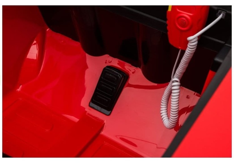 Wóz Strażacki na Akumulator Czerwony Dla Dzieci Pilot