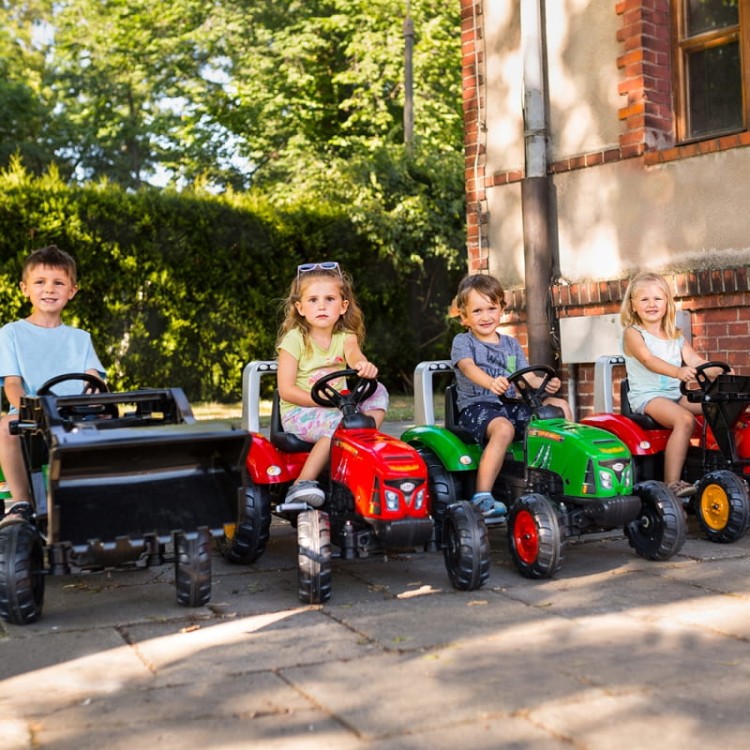 Traktor na pedały dla dziecka