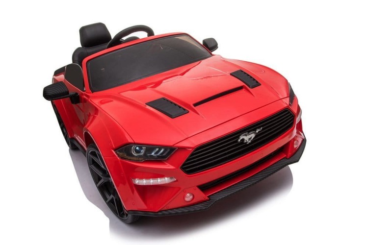 auto na akumulator ford mustang