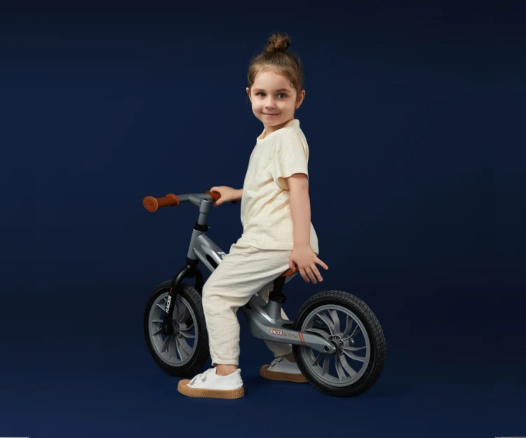 Qplay Rowerek Biegowy Racer Grey