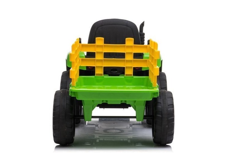 traktor na akumulator z przyczepką