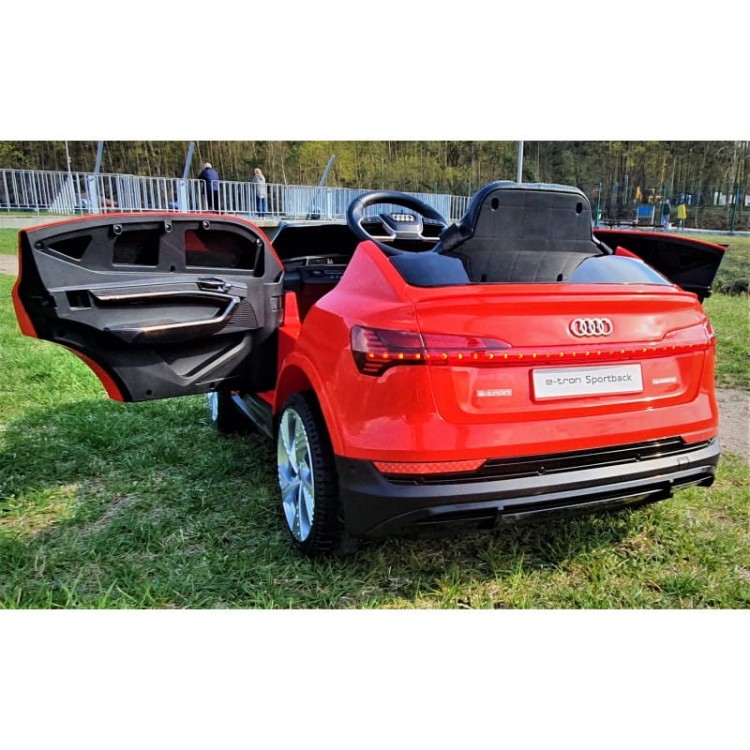 samochod-elektryczny-dla-dzieci-czerwone-audi-e-tron-4x4-eva-12v-skora-4silniki-wolny-startt.jpg