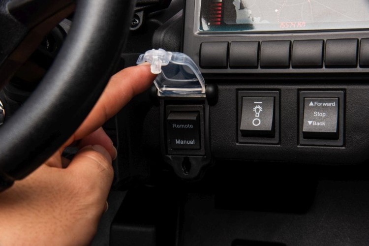 Auto Na Akumulator Buggy Can-am DK-CA003 Czerwony 7ah