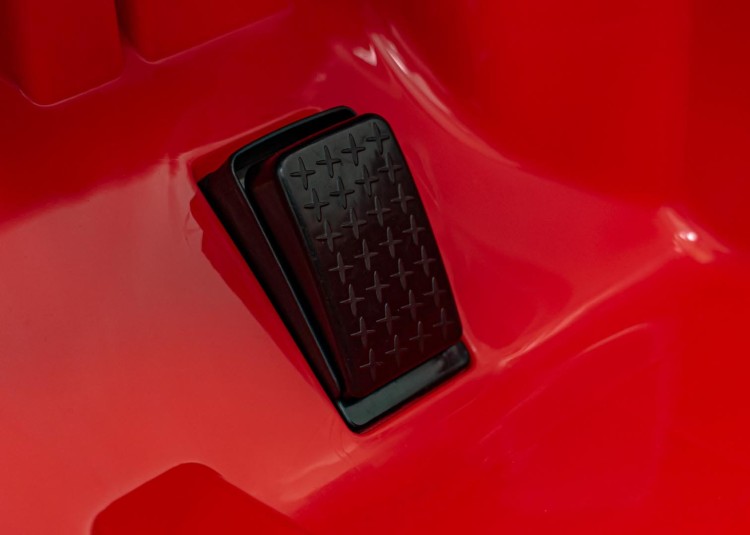 Samochód na akumulator dla dzieci  Porsche Spyder RS 718 Czerwony MP4