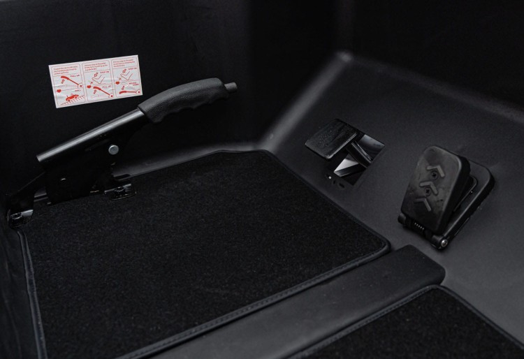 Samochód Dla Dziecka Mercedes Benz MAYBACH G650 STRONG Biały