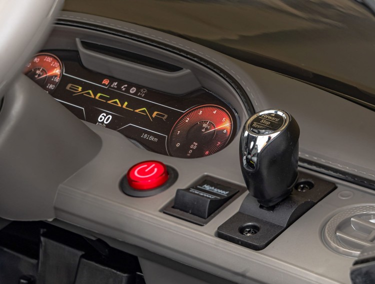 Autko Bentley Bacalar na akumulator dla dzieci Czarny + Pilot