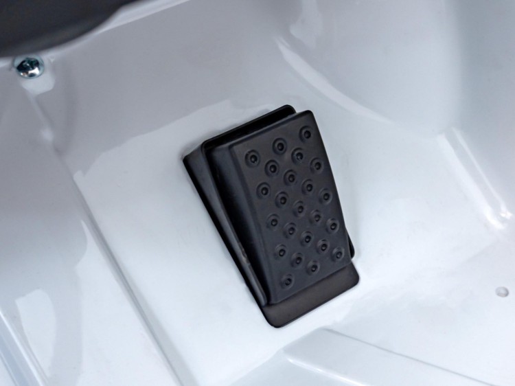 Aston Martin DBX Samochód  na akumulator dla dzieci Biały + Pilot