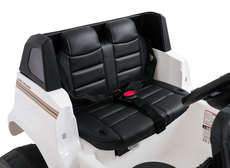 Pojazd Toyota Land Cruiser PRADO Biały