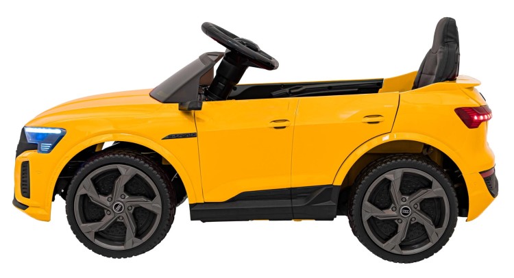 Samochód dla dziecka   Audi SQ8 Żółty