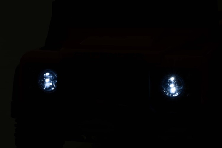 Pojazd Land Rover Defender 110 SVX Concept Pomarańczowy