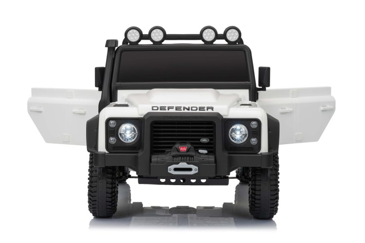 Pojazd Land Rover Defender 110 SVX Concept Biały