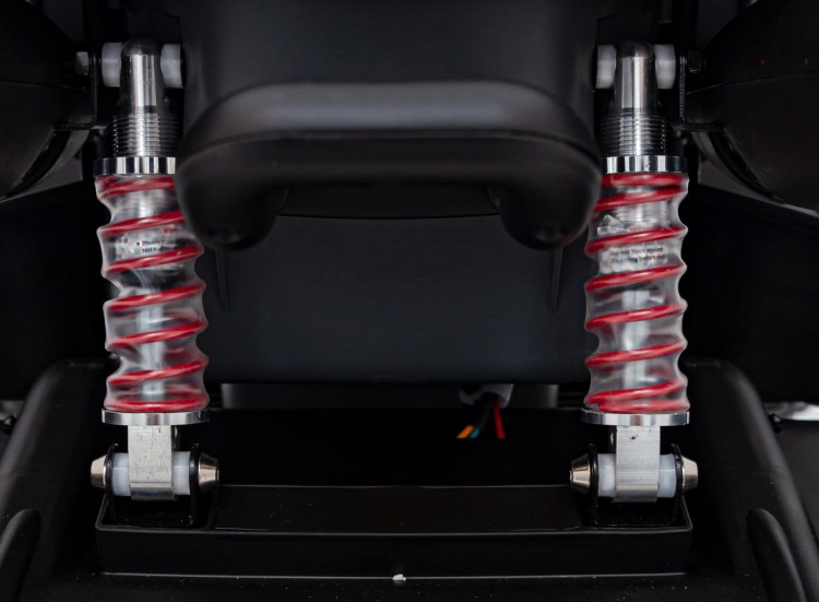 Quad elektryczny McLaren Racing MCL 35 dla dzieci Szary + Pilot