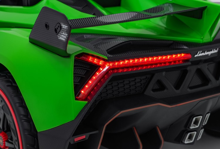 Samochód elektryczny dla dzieci Lamborghini Veneno Zielony