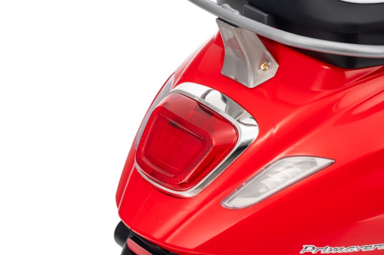 Pojazd Skuter na akumulator dla dzieci Vespa ROMA Czerwony