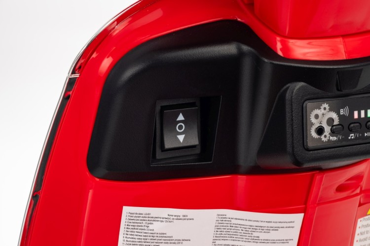 Pojazd Skuter na akumulator dla dzieci Vespa ROMA Czerwony