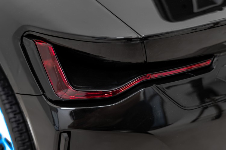 Autko BMW i4 na akumulator dla dzieci Czarny