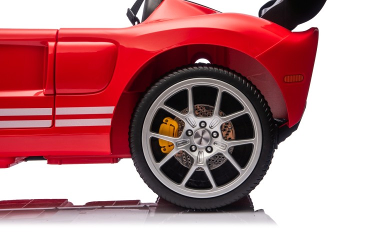 Pojazd na akumulator dla dziecka Ford GT Czerwony