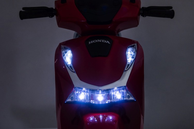 Pojazd Motor Skuter HONDA SH125I Czerwony