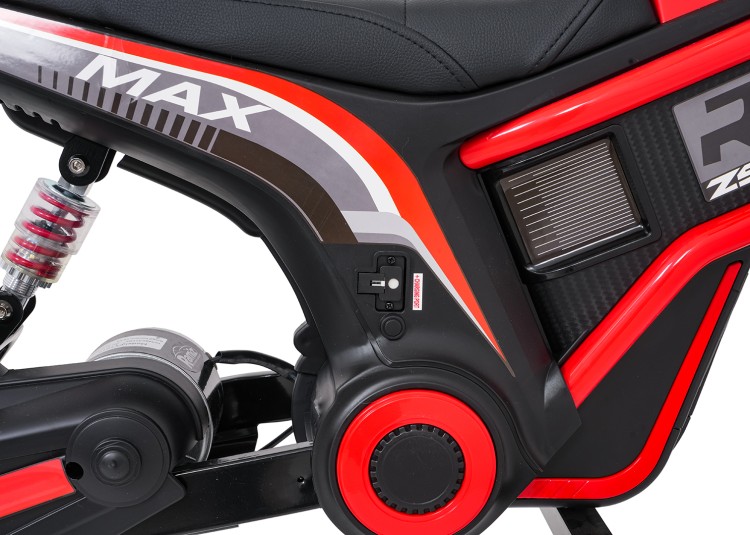 Pojazd Motor na akumulator RZ56 MAX Czerwony