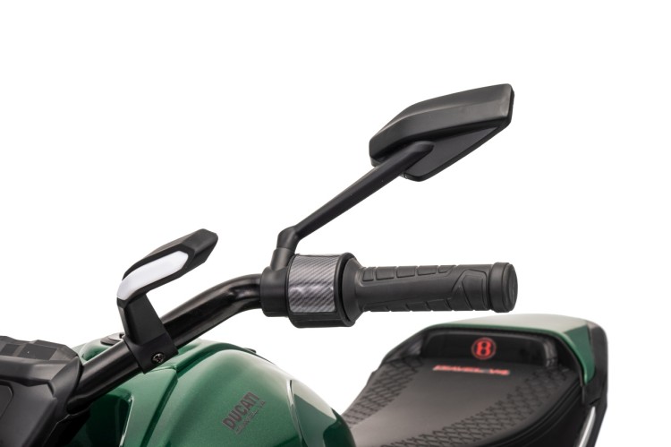 Pojazd Motor Ducati Diavel x Bentley Zielony