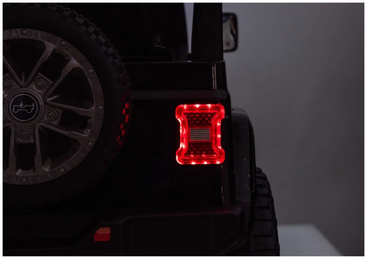 Autko Na Akumulator Jeep Rubicon 4x4 DK-JWR556 4x200W 24V Biały