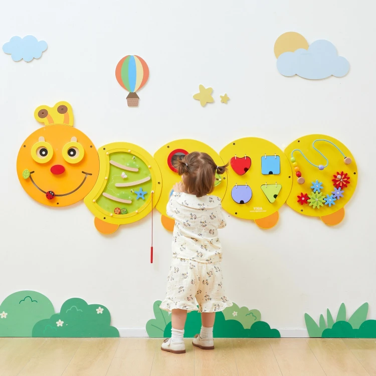 VIGA Drewniana Duża Tablica Aktywności Gąsiennica