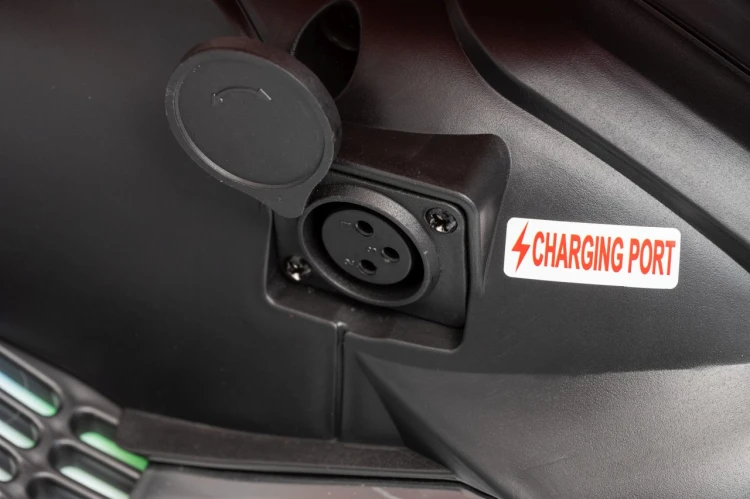 Pojazd Motor Na Akumulator BMW R18 Czerwony