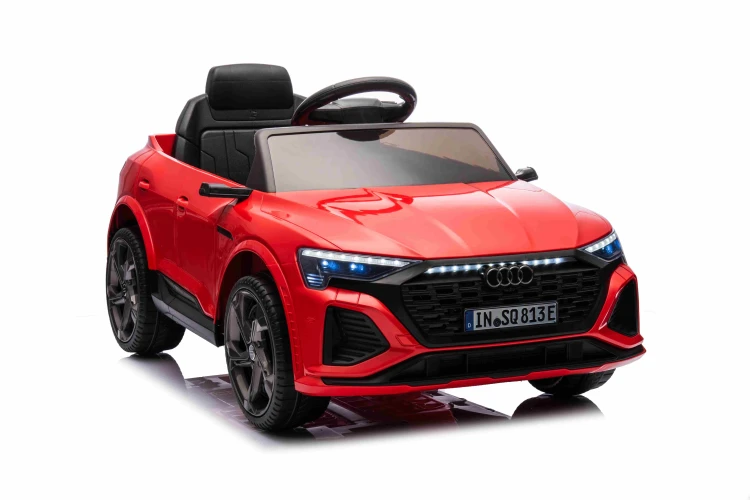 Autko na akumulator Audi SQ8 Czerwony