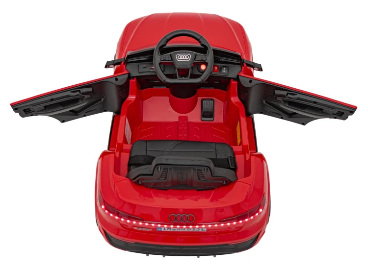 Autko na akumulator Audi SQ8 Czerwony