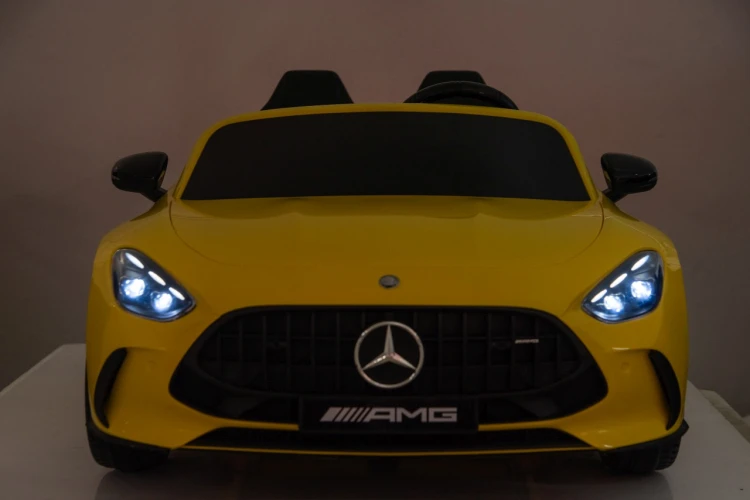 Autko na akumulator 2 osobowe Mercedes Benz GT63 AMG Żółty