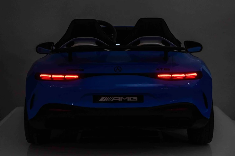 Autko na akumulator 2 osobowe Mercedes Benz GT63 AMG Niebieski