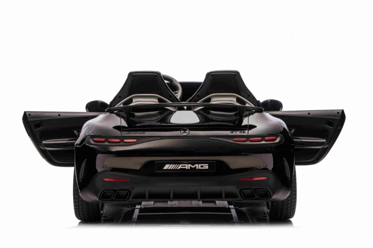 Autko na akumulator 2 osobowe  Mercedes Benz GT63 AMG Czarny