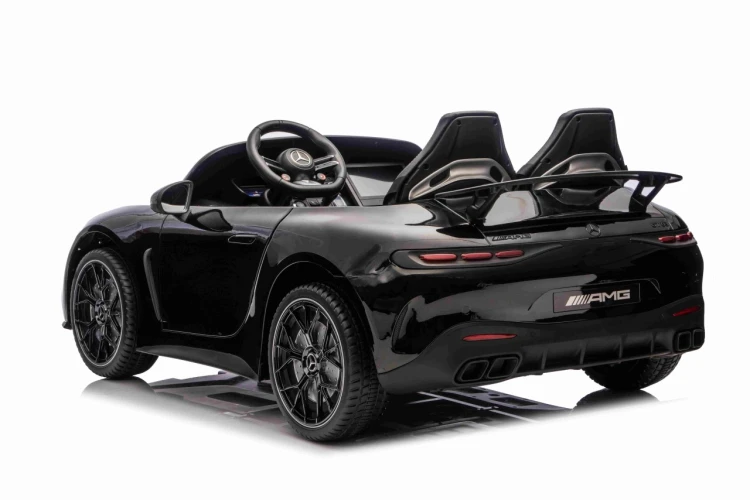 Autko na akumulator 2 osobowe  Mercedes Benz GT63 AMG Czarny