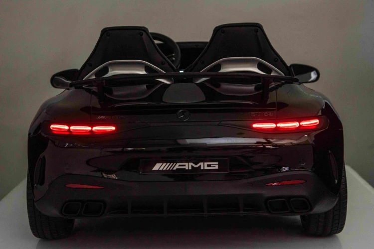 Autko na akumulator 2 osobowe  Mercedes Benz GT63 AMG Czarny