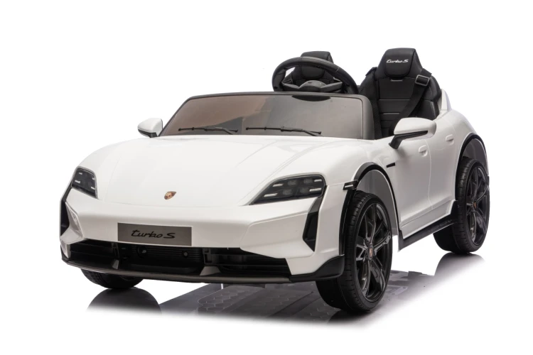 Pojazd Porsche Taycan Turbo S Biały