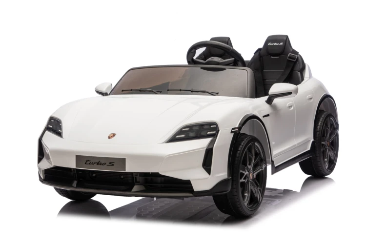 Pojazd Porsche Taycan Turbo S Biały