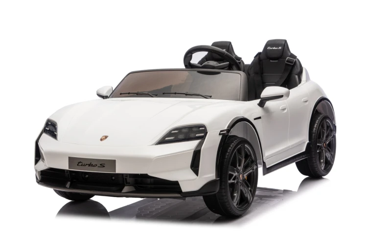 Pojazd Porsche Taycan Turbo S Biały