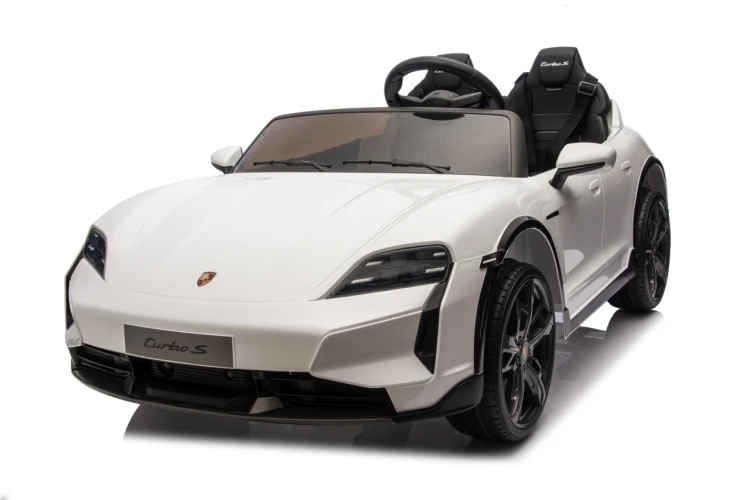 Pojazd Porsche Taycan Turbo S Biały