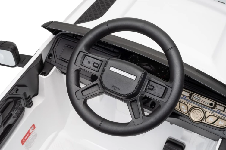 Samochód na akumulator Land Rover Defender Biały