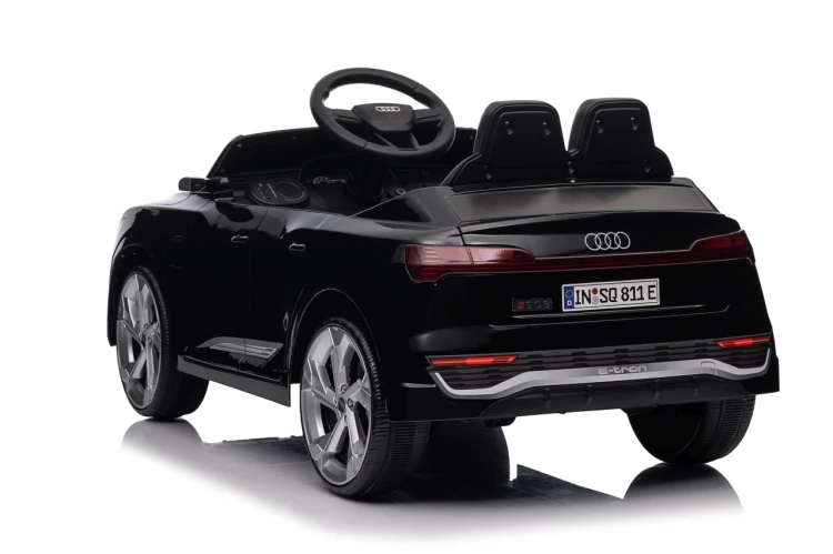 Samochód elektryczny dla dziecka Audi SQ8 Czarny