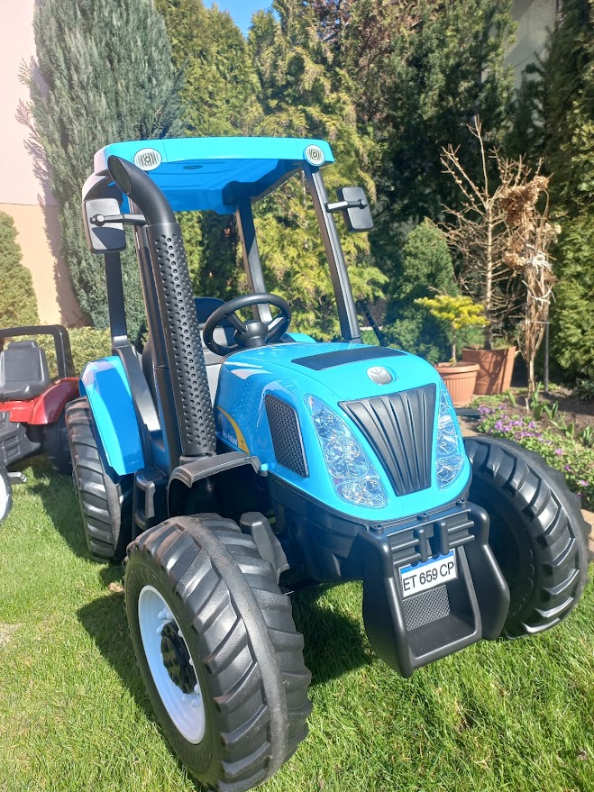 traktor New Holland